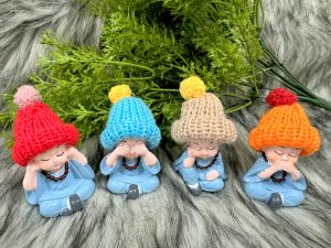 Bộ tượng tứ không đeo tràng hạt đội nón len phong thuỷ Nhật Bản