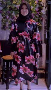 Dress Bunga Midi