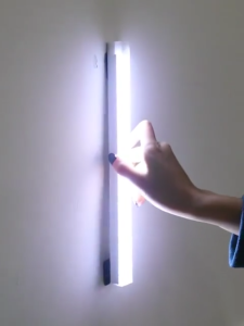 Motion Sensor LED Night Light | Wireless Cabinet Lamp USB Rechargeable Magnetic Wardrobe Corridor Bedroom Light | 无线人体感应灯 USB充电 橱柜灯 衣柜灯