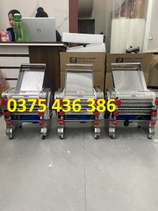 Máy cán bột khô mực thịt lợn sấy công suất 750w lô cán 24cm