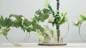 10 Sets Floral Wreath Centerpiece Set with 20-25cm Silvery Metal Ring & Wooden Base Reusable Hoops Wedding Table Decor Garlands