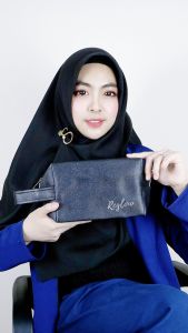 Reglow New Paket Basic / New Glowing SKIN treatment + GRATIS Pouch (3 pcs + Pouch) - New Facial Wash + New 2in1 Toner + New Day Cream + Pouch. Original  by Shindy Putry