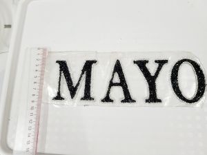 Hình đính đá ủi nhiệt trang trí