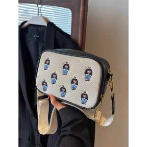 TAS SELEMPANG WANITA IMPORT / TAS BAHU WANITA IMPORT / TAS HANDBAG WANITA IMPORT / TAS HANGOUT KECE WANITA IMPORT