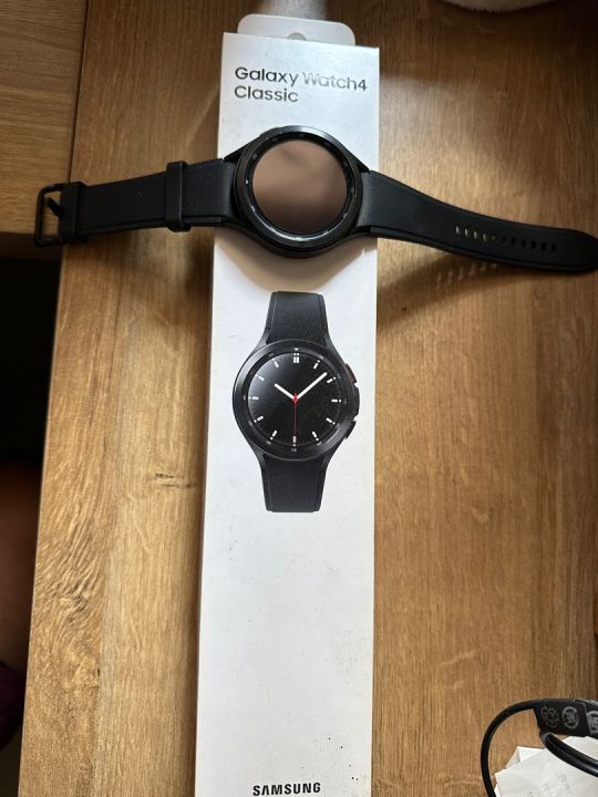 Đồng hồ thông minh Samsung Galaxy Watch 46 Classic GPS (46mm