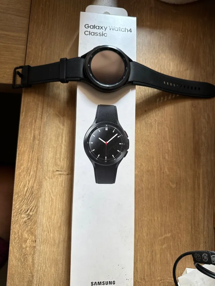 Đồng hồ thông minh Samsung Galaxy Watch 46 Classic GPS (46mm