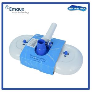 EMAUX CE326 หัวดูดตะกอนสุญญากาศ ข้อต่อหมุนได้ 360 องศา พร้อมวาล์วระบายอากาศ และแปรงขัดด้านล่าง ช่วยให้ดูดตะกอนสิ่งสกปรกบนพื้นสระว่ายน้ำได้ดียิ่งขึ้น