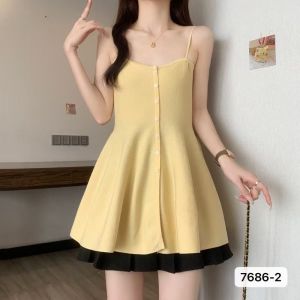 Kinwoo(พร้อมส่งที่ไทย#7686-2)เสื้อสายเดี่ยวผู้หญิง สไตล์เกาหลี น่ารักๆ ใส่สบายทรงเซ็กซี่