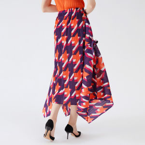 5549 One Size (45-75kg) Spring Leisure Style Houndstooth Skirt WomenS High Waist Slimming Slit All-Match Pleated