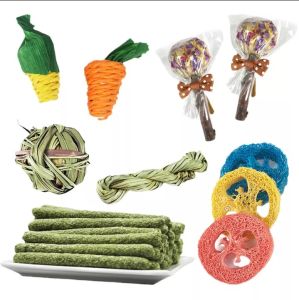 Aixuexi 14Pcs Rabbit Chew Toys Rich Fiber Teeth Grinding Toy Natural Straw Corn Carrot Woven Balls Small Animal Toys for Hamster Chinchillas No Pigment