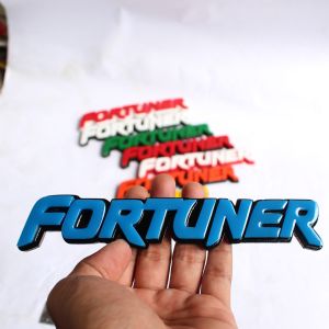 EMBLEM MOBIL FORTUNER VARIASI MOBIL TOYOTA DENGAN HURUF TIMBUL 3D BAHAN FIBERGLASS