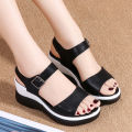 Clarks รองเท้าคัทชูผู้หญิง UN COSMO STEP รองเท้าแตะหนังผู้หญิงคลาสสิก 2614096565. 