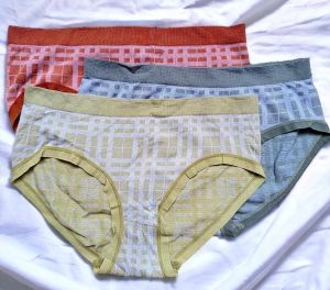 Celana Dalam Wanita / Isi 1pcs / Celana Dalam Dewasa / Celana Dalam Kotak Besar / Allsize / Realpicture