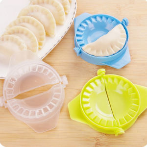Dumpling Skin Artifact DIY Dumpling Maker Manual Wrapper Making Plastic Mold Dough Pressing Tool Kitchen Baking Accessories