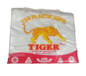 Kantong Plastik TIGER BENING UKURAN 1524 kresek transparant