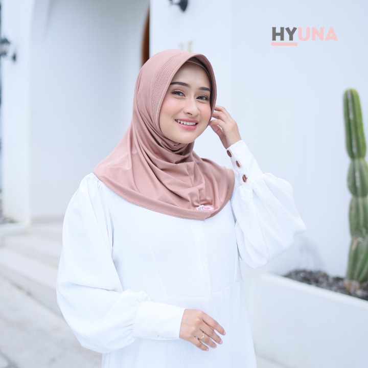 Hyuna%20-%20Hijab%20Instan%20Bergo%20Sport%20Khimar%20Sporty%20Jersey%20Premium%20Size%20S%20Daily%20Yoga%20Zea%20Series%20-%20Image%208