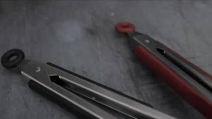 Capitan Stainless Hitam Besar: Alat Praktis Untuk Menggoreng & Memasak