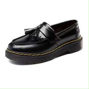 Korea Fashion black leather shoes For Men School Leather Tassel Loafers Shoes For Men high quality