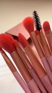 8-Piece Makeup Brush Set Foundation Eye Shadow Blush Beauty Makeup Tool Portable