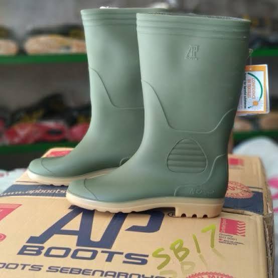 Sepatu Boot Tinggi 9506 AP BOOTS Hijau Tua Karet Lokal Anti Selip Air ...