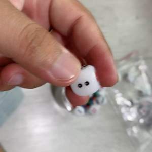 Hột tài xỉu chấm nhỏ TẶNG KÈM CHÉN NẮP