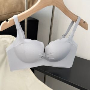 Miss Candy Hand Cup Womens Soft Wireless Bra with Thick Sponge for Push-Up AB Cup Lingerie Breathable Bralette
