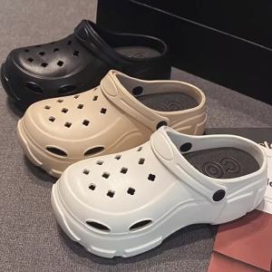 [Free Shipping] High-heeled perforated sandals cool stylish lightweight breathable simple cartoon-style casual half-slippers for going out new versatile sandals