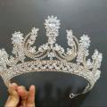 [MK77] Mahkota Zirconia Panjang Sampai Telinga. 