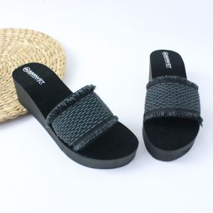 SJ Sendal Wedges Wanita Motif Rajut Selambut Terbaru