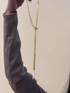 Elegant Snake Choker Necklace Handmade Serpent Pendant Neckchain Retro Gold/Silver Sweater Chain Vintage Accessory