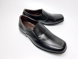 สินค้าขายดี มีไซส์ใหญ่ 36-52 Loafers Soft Genuine สินค้าใหม่ รองเท้าคัทชู หนังแท้100% พื้นนุ่มมาก สีดำ เปลี่ยนไซส์ได้