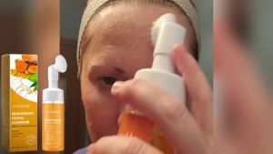 Jaysuing Turmeric Facial Cleanser Gentle Cleansing Facial Pores Skin Refreshing Oil Control Moisturizing Hydrating Cleanser