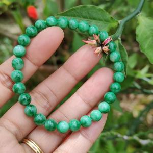Premium Quality Spicy-Green Bracelet Natural Type A Jadeite 28 Green Beads Bracelet measurement size 6.5mm with QIC labs approved certificate included weigh 12.75 grams a stunning bracelet for your daily wear for work or gathering (bracelet5)
