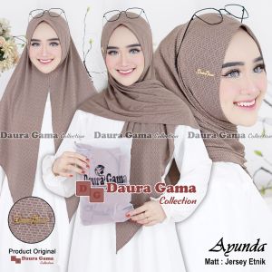 Hijab instan ayunda by Dauragama