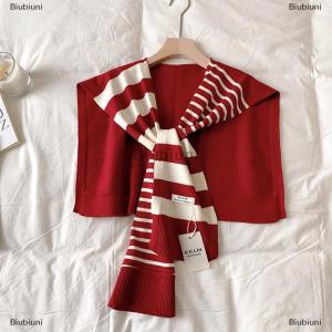 [COD] Biubiuni Mới phù hợp với màu đen và trắng dệt kim sọc tất cả phù hợp với trang web trang trí thời trang màu đỏ cộng với kích thước cổ bảo vệ vai khăn choàng