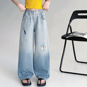 กางเกงยีนส์เด็กผู้หญิง กางเกงเด็ก การออกแบบปัก เวอร์ชั่นเกาหลี เอวยางยืด ใหม่สําหรับปี 2025【จัดส่งจากประเทศไทย】