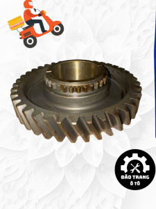 Bánh răng tầng trên 39 răng chéo 32 răng chuột EQ145 (1700J-127) cổ trong phi 62  lắp cho xe ô tô 35 đến 6 tấn