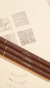 JUDYDOLL Blooming Liquid Eyeliner Pen 0.02mm Ultra Fine Tip Waterproof & Smudge Proof Beginner-Friendly Eyeliner for Precise Lines 12H Long Lasting Wear (01 Black)