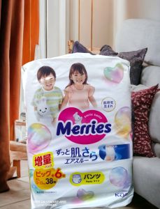 CỘNG MIẾNG - Tã Bỉm Dán / Quần Merries Nội Địa Nhật Size NB 90+6/S 82+6/M 64+4/M 58+6/L 44+6/XXL 26+2/XL 38+6