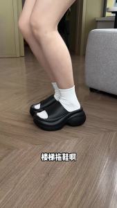 [Free Shipping] New Thick-Soled Sandals For Outdoor Wear Beach Sandals Height-Increasing Sandals For Women Summer Trend 2026 New Style