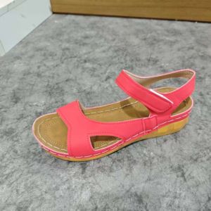 [Free Shipping] New Styles Of Sandals Featuring Floral Patterns And Thick Soles Fashionable Sandals Plus-Size WomenS Shoes And Lightweight WomenS Shoes With Magic Straps