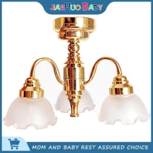 JiaShuo Baby Toy บ้านตุ๊กตา1:12โคมไฟระย้าติดเพดาน LED สีทองโคมไฟระย้าไฟบ้านโมเดลเฟอร์นิเจอร์ตกแต่งของเล่นตุ๊กตาของตกแต่งบ้าน