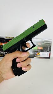 ปืนของเล่นเด็ก คุ้มค่า ยิงสั่นได้ มีเสียงมีไฟ ปืนสั้นของเล่น ปืนปลอมสำหรับเด็ก ของเล่นใส่ถ่าน ของเล่นปืนเด็ก มี 2 สีให้เลือก (รุ่นมีกล่อง)