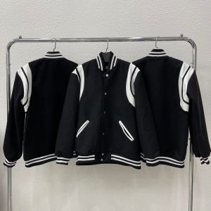 Áo Khoác Sơn Tùng Đỏ Xanh Đen Trắng Sọc Viền Áo Bomber Teddy Chất Vải Nhung Bản Cao Cấp 9X.Store