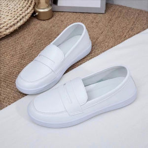【COD】White Nurse Shoes Womens Casual Shoes Comfortable Flat Shoes Slip-on Shoes
