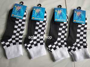 KAOS KAKI FUTSAL PENDEK DI ATAS MATA KAKI MOTIF CATUR /KOTAK - KOTAK