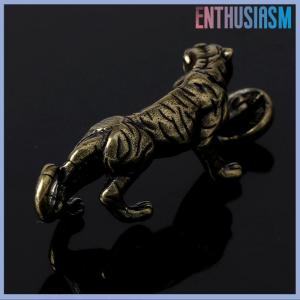 【Enthusiasm】🌟🌟【Hot Sale】🎈 Brass Tiger Statue Ornament Chinese Zodiac Tiger Office Desk Decoration Pendant