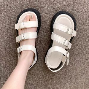 Giày sandal nữ LOCK ulzang KHUY VUÔNG đế bằng chống trơn RETRO vintage nhẹ nhàng mũi tròn đi chơi biển đi mưa mới trend