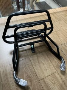 Baga sau hay Cảng sau nhôm full đen nhám nguyên khối kiểu dài xe Vespa và Scoopy .