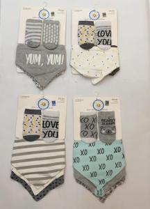Carterlove Bib Slaber Segitiga + Kaos Kaki Bayi Motif Random Boy Girl 1 set
